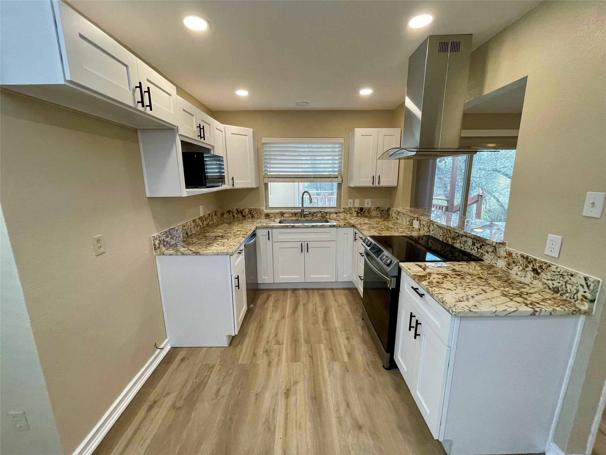 521 Sharp Drive Desoto TX 75115