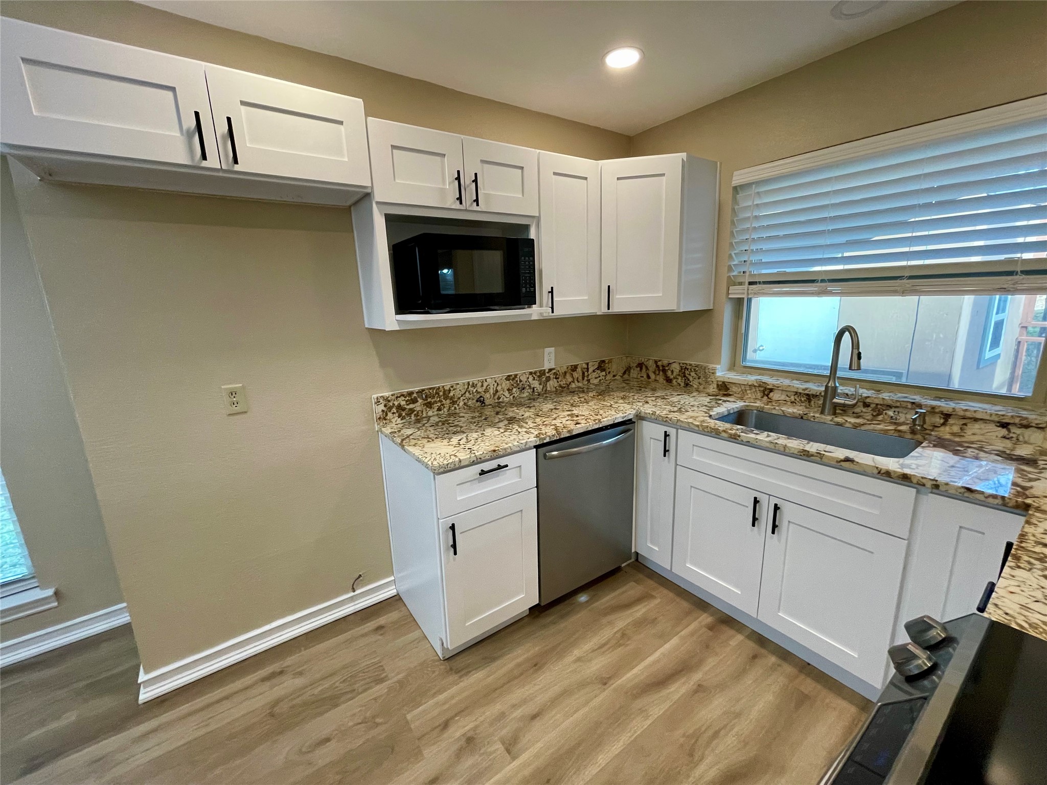 521 Sharp Drive Desoto TX 75115