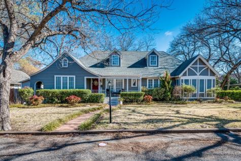 1208 Martha Street Waxahachie TX 75165