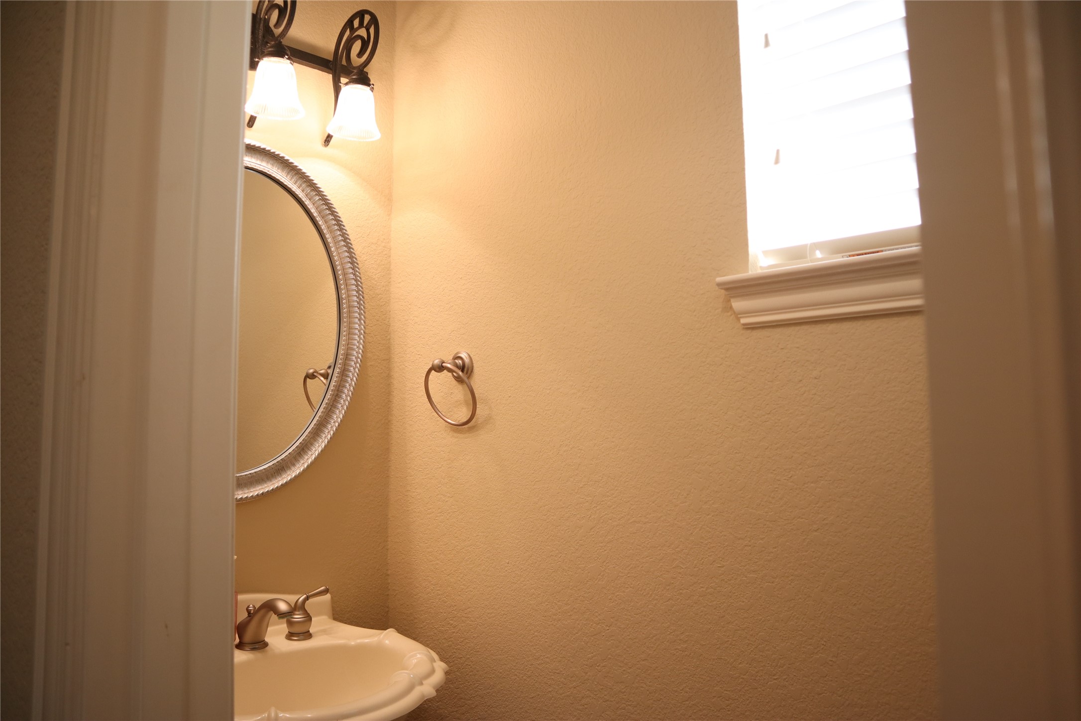 1542 Sandia Lane Frisco TX 75033