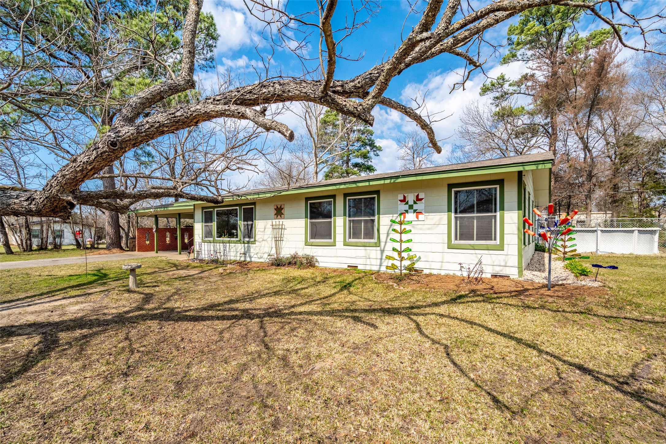 609 E Quitman Street Alba TX 75410