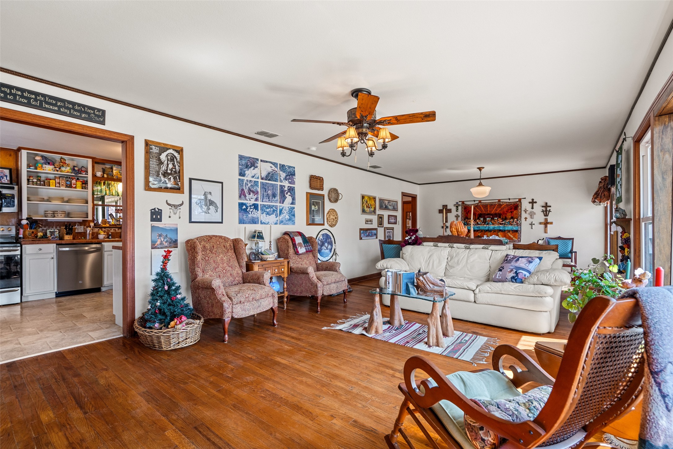 609 E Quitman Street Alba TX 75410