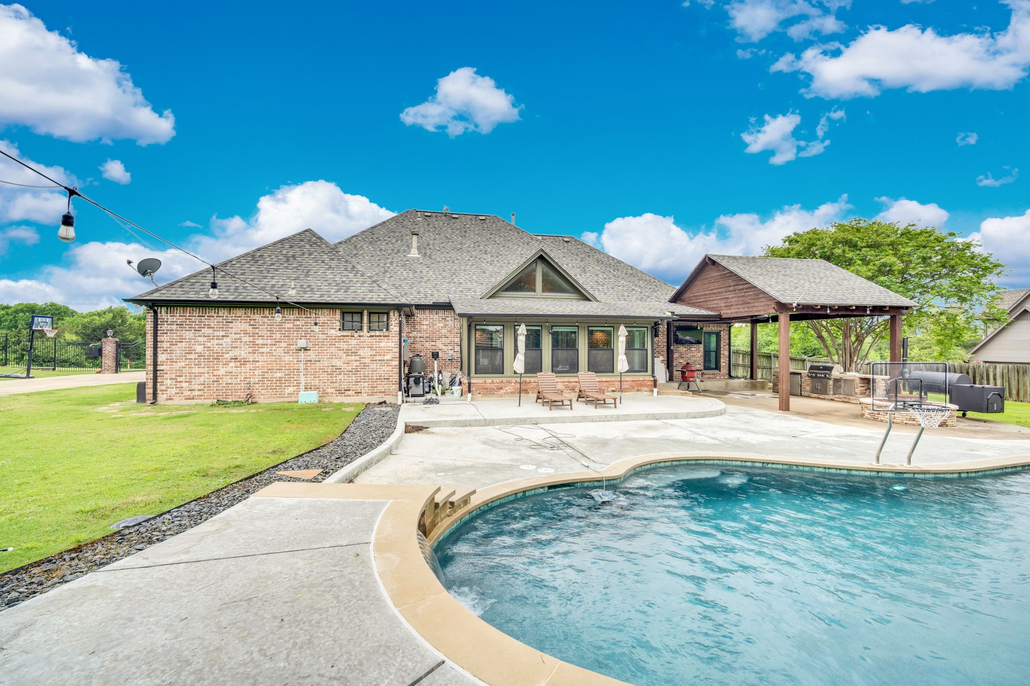 3052 Keri Lane Midlothian TX 76065