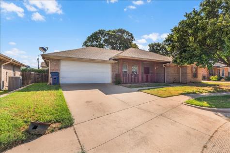 1013 Teresa Court Granbury TX 76048