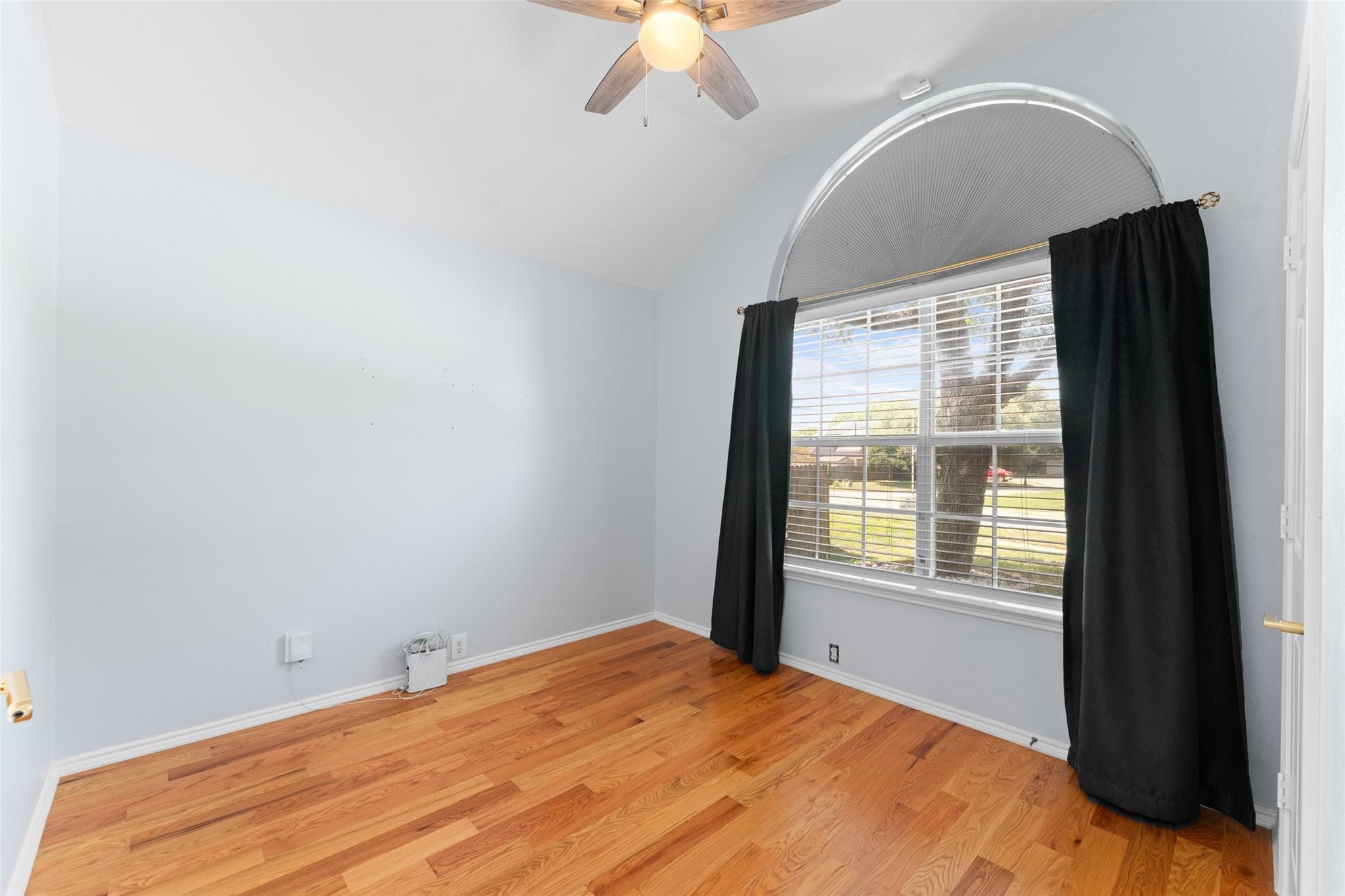 6903 Hawaii Lane Arlington TX 76016