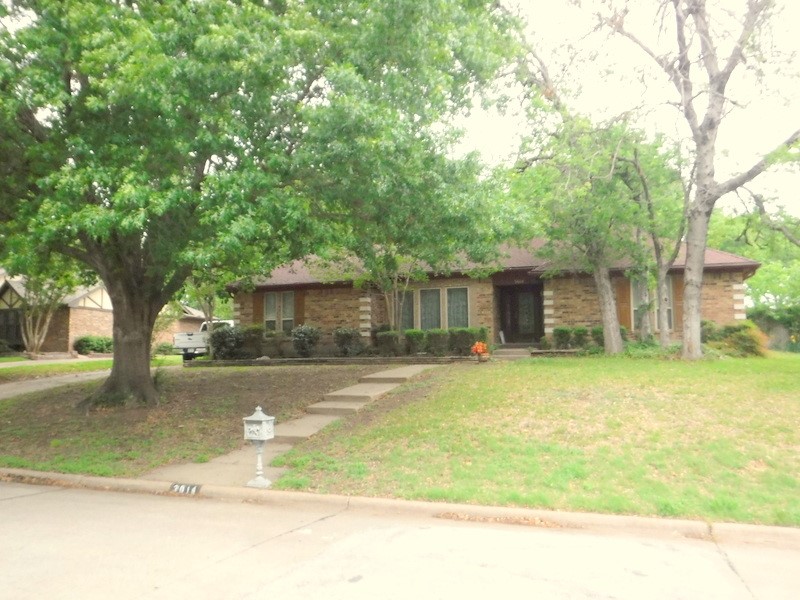 3614 Racquet Club Drive Grand Prairie TX 75052