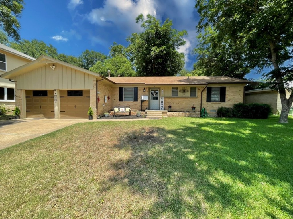 1409 Waggoner Drive Arlington TX 76013