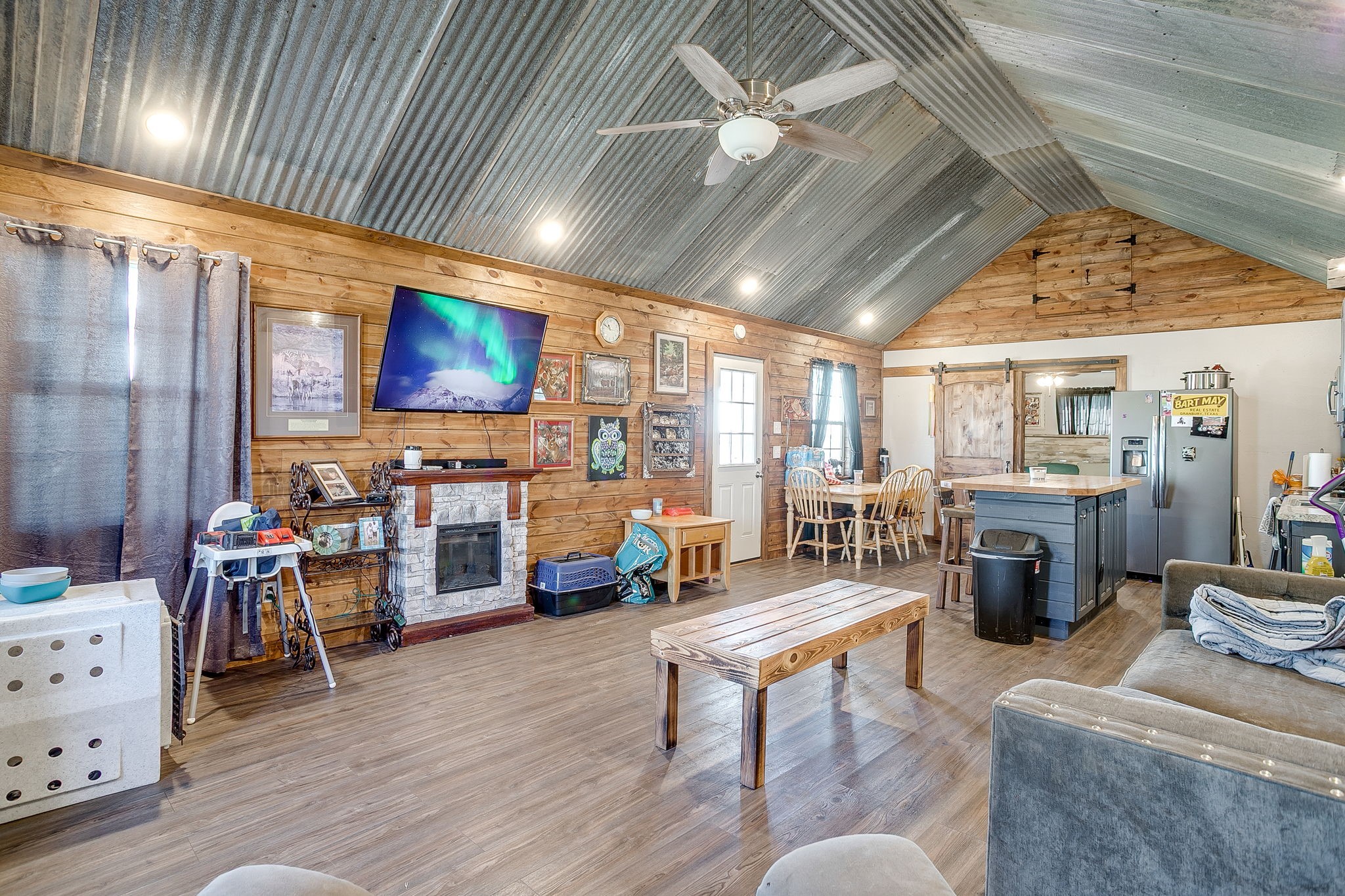 207 Trails End Poolville TX 76487