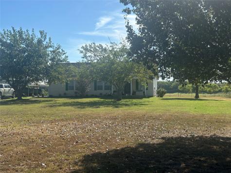 679 County Road 1131 Cumby TX 75433