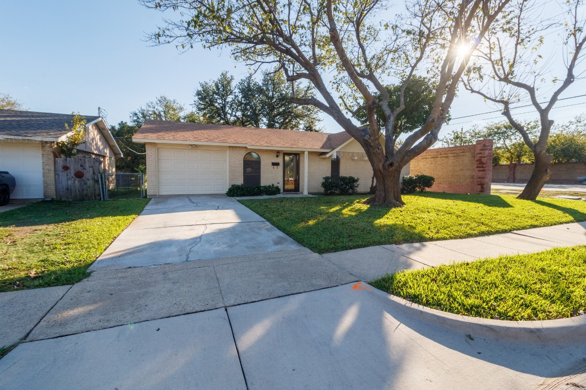 801 Cielo Vista Drive Grand Prairie TX 75052