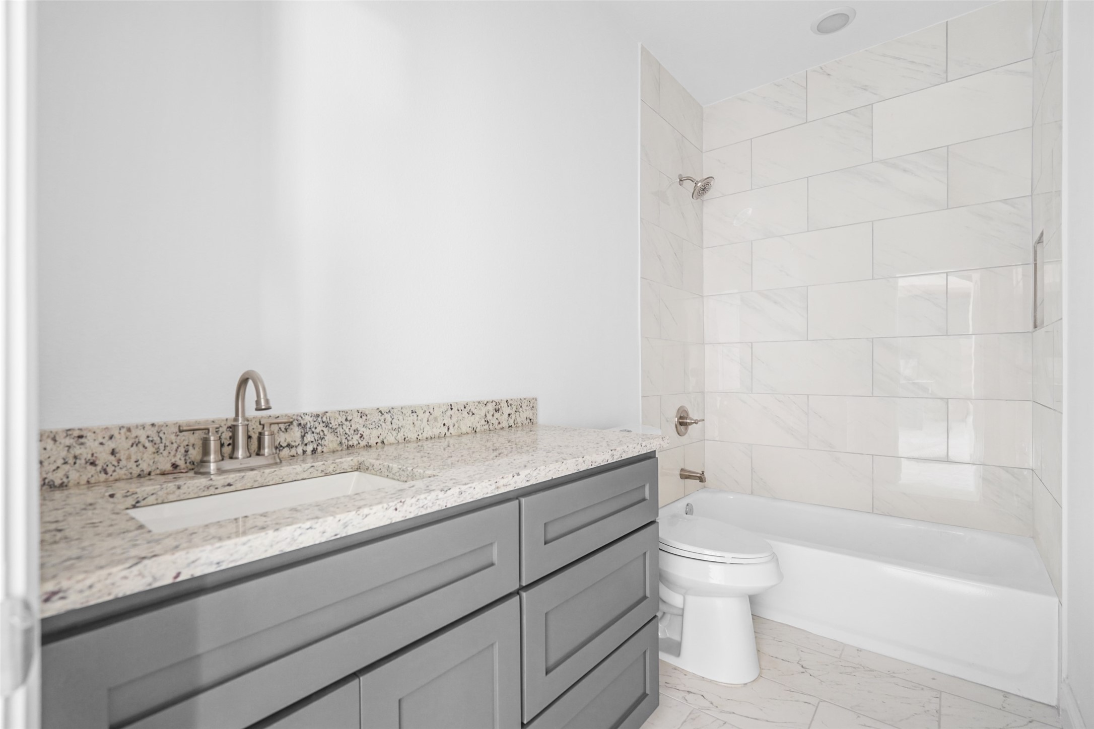 407 E Willingham Street Cleburne TX 76031