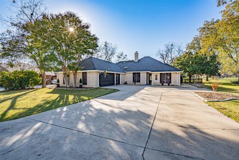 9000 Woodlawn Drive Granbury TX 76049