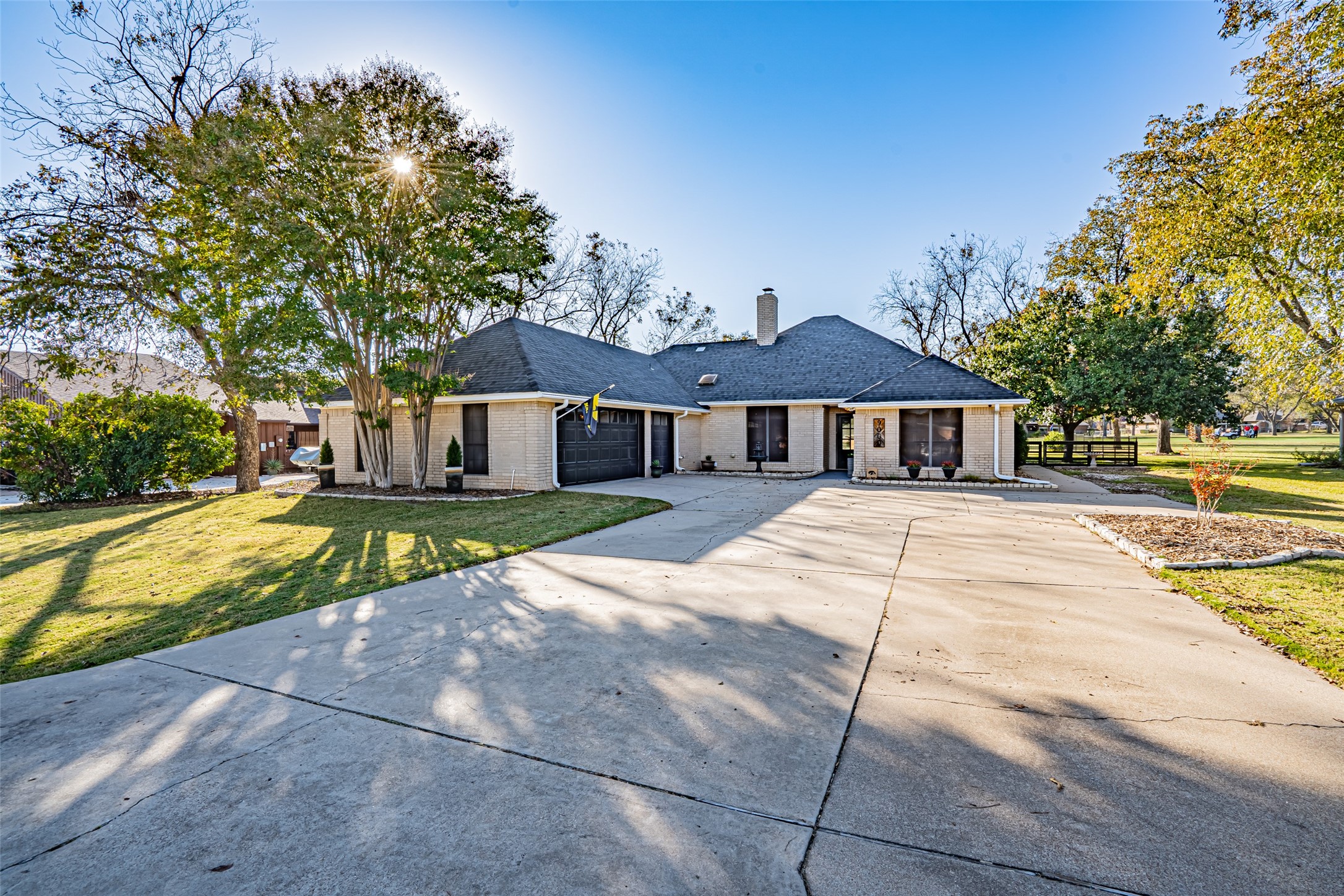 9000 Woodlawn Drive Granbury TX 76049