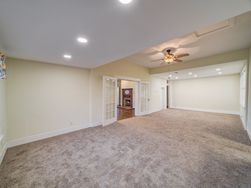 400 S Washington Street Pilot Point TX 76258