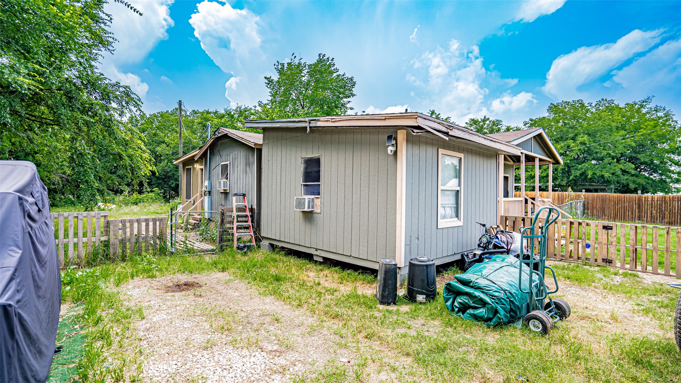 291 County Road 4858 Newark TX 76071