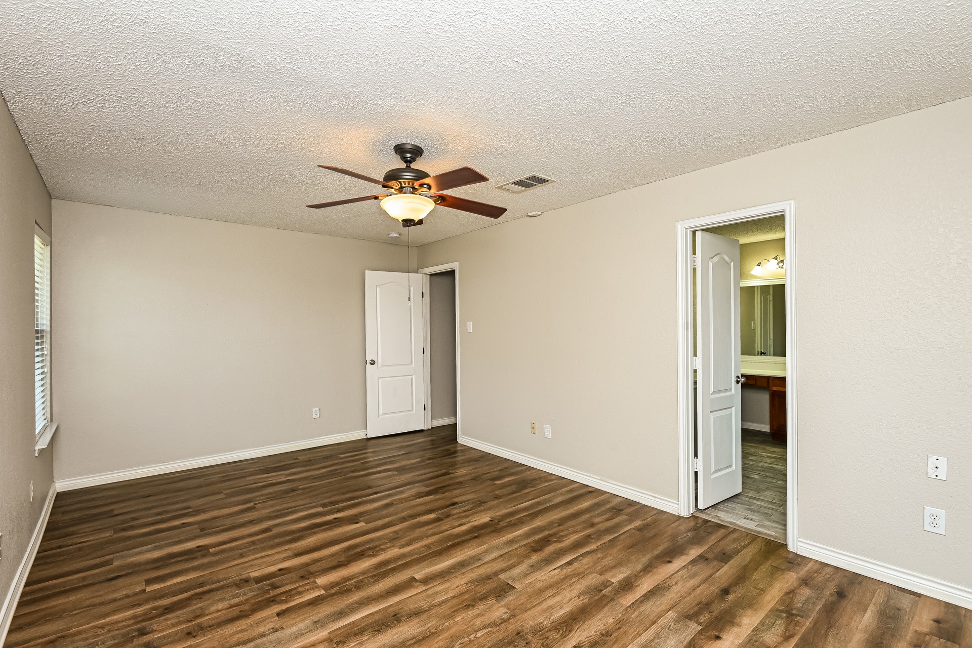 5408 Presidio Drive Grand Prairie TX 75052