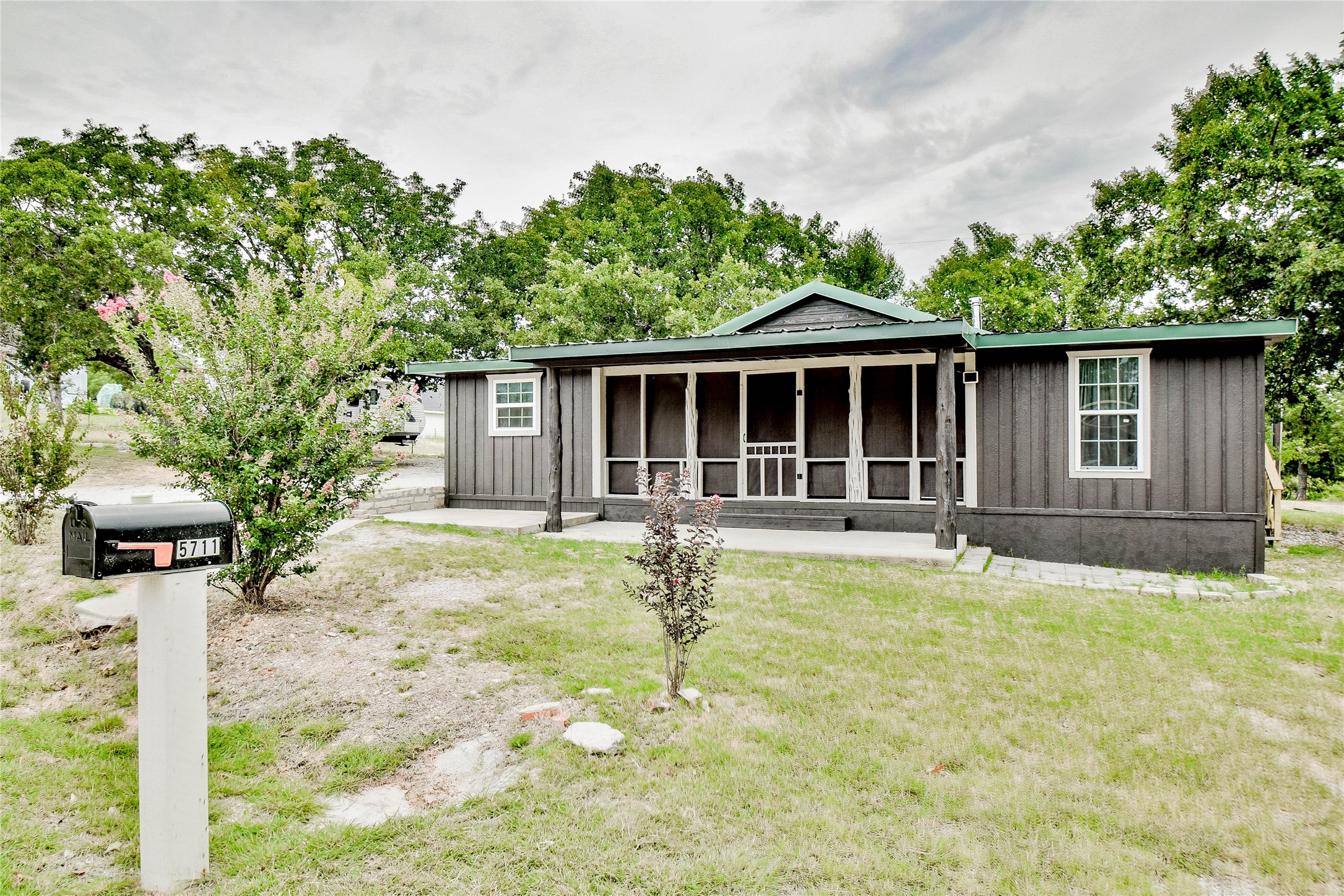 5711 Flint Drive Granbury TX 76048
