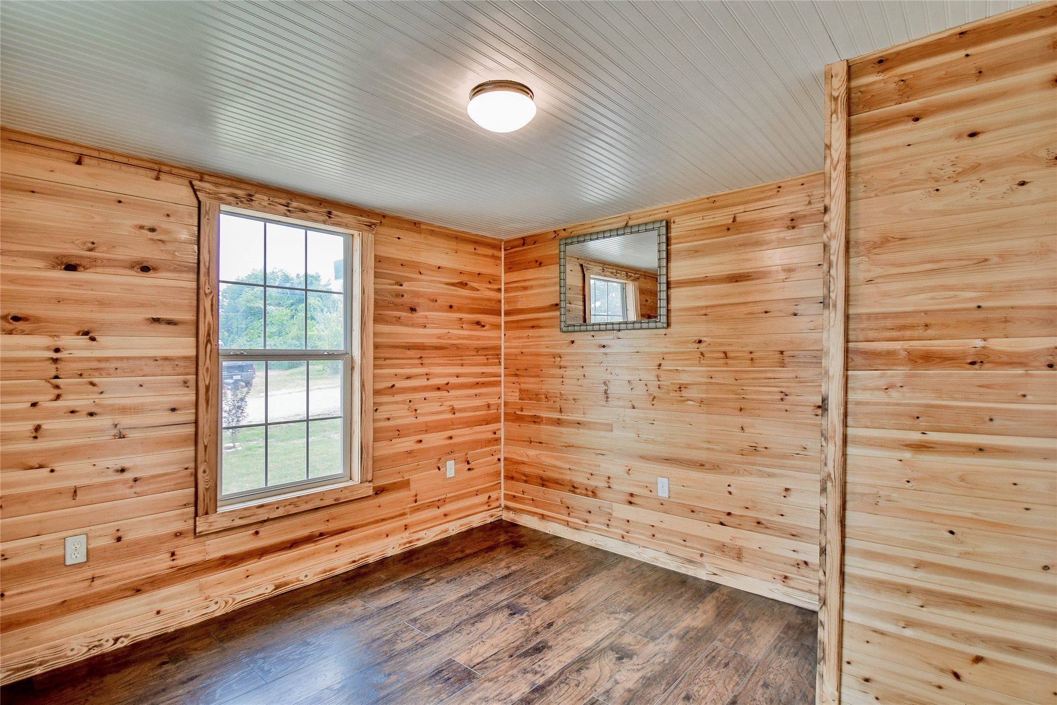 5711 Flint Drive Granbury TX 76048