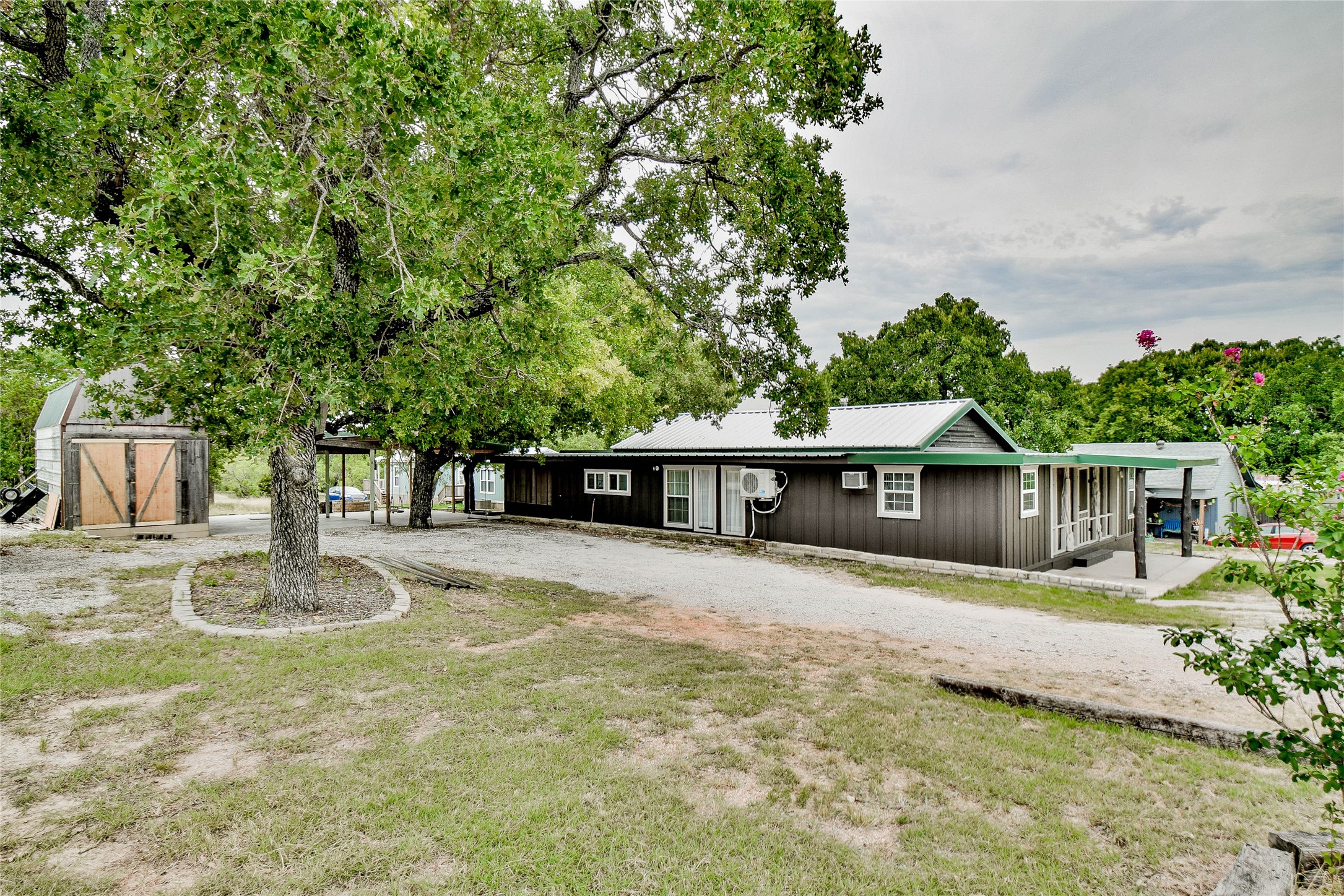 5711 Flint Drive Granbury TX 76048