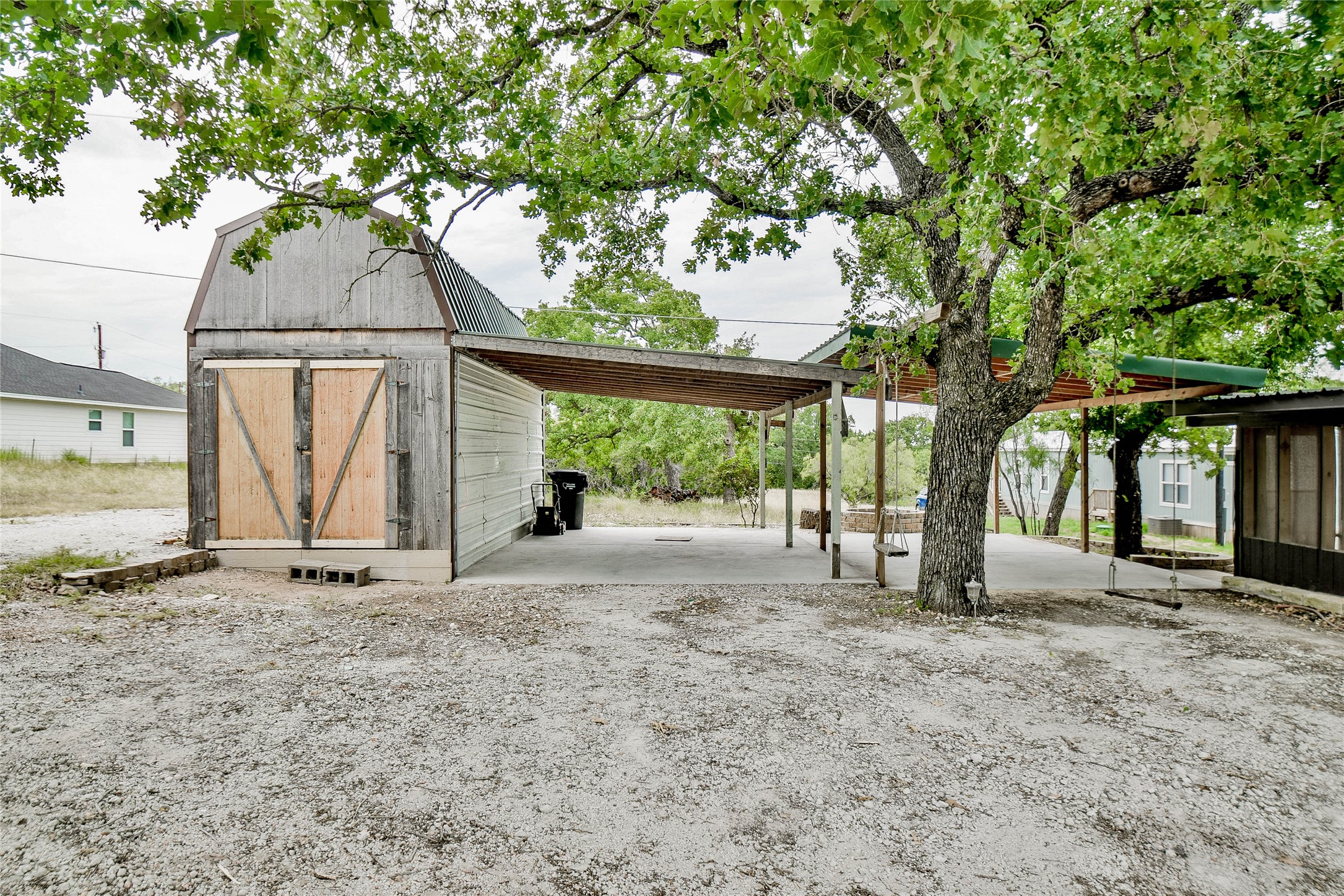 5711 Flint Drive Granbury TX 76048