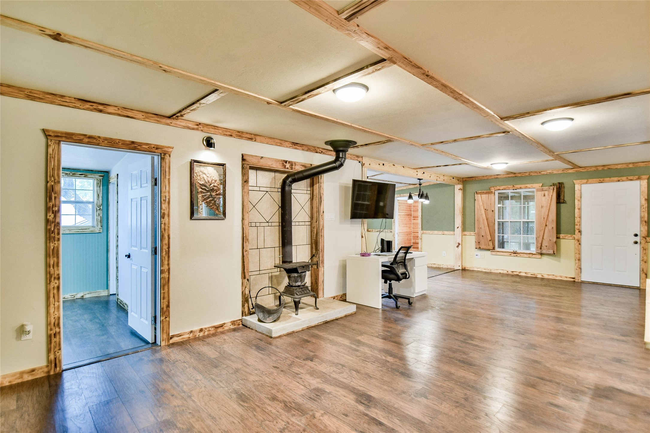 5711 Flint Drive Granbury TX 76048
