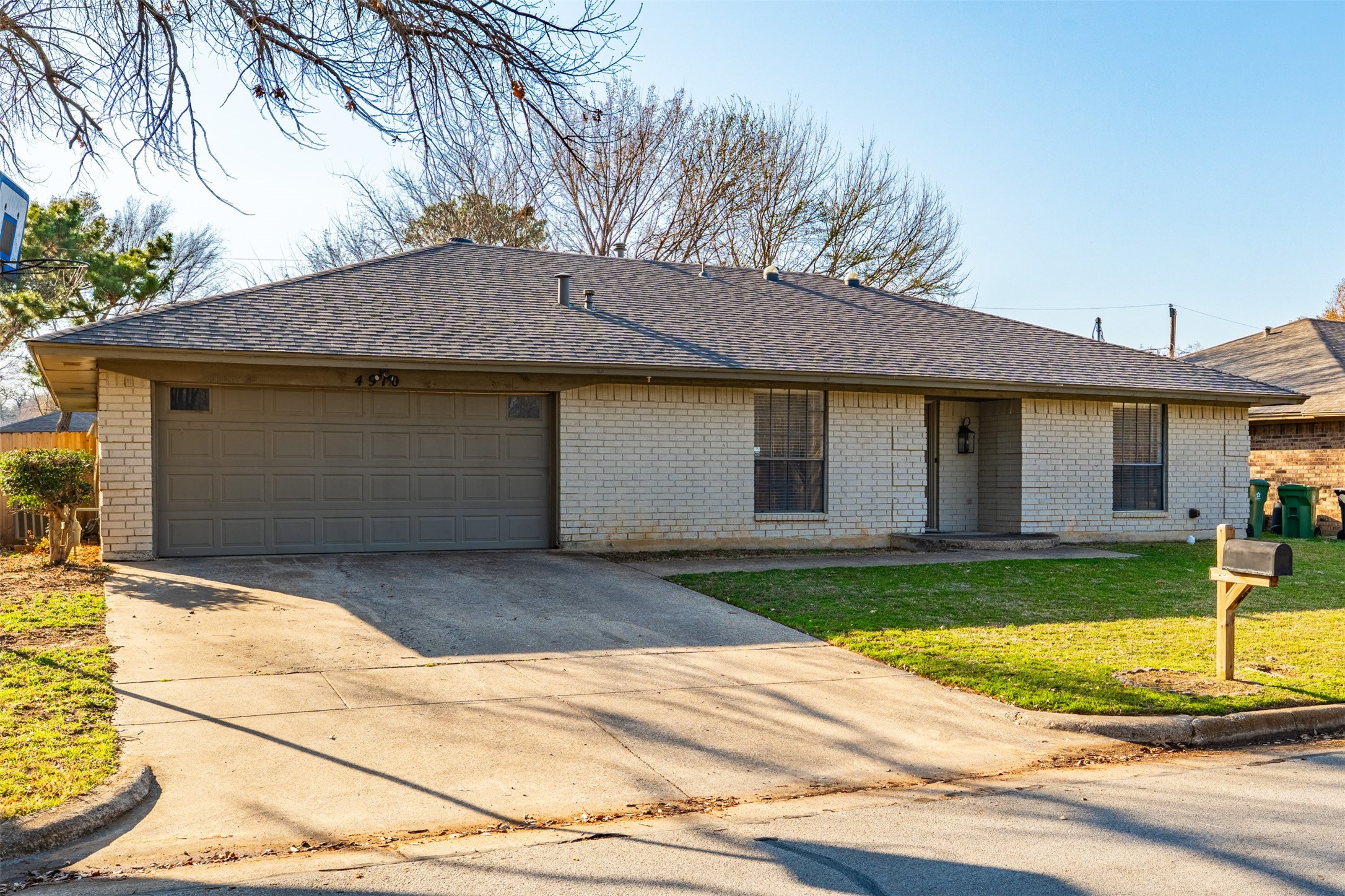 4910 Spring Creek Road Arlington TX 76017