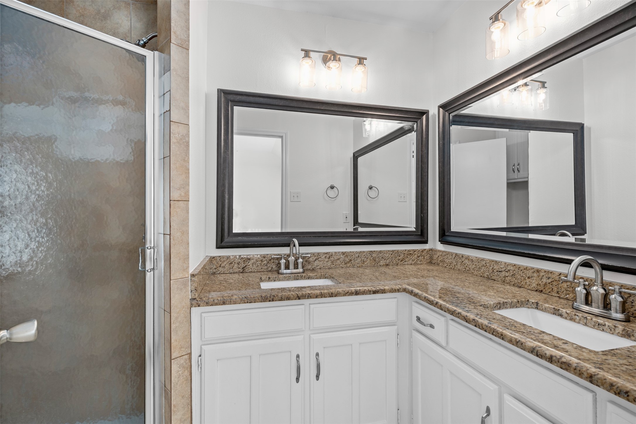 4910 Spring Creek Road Arlington TX 76017