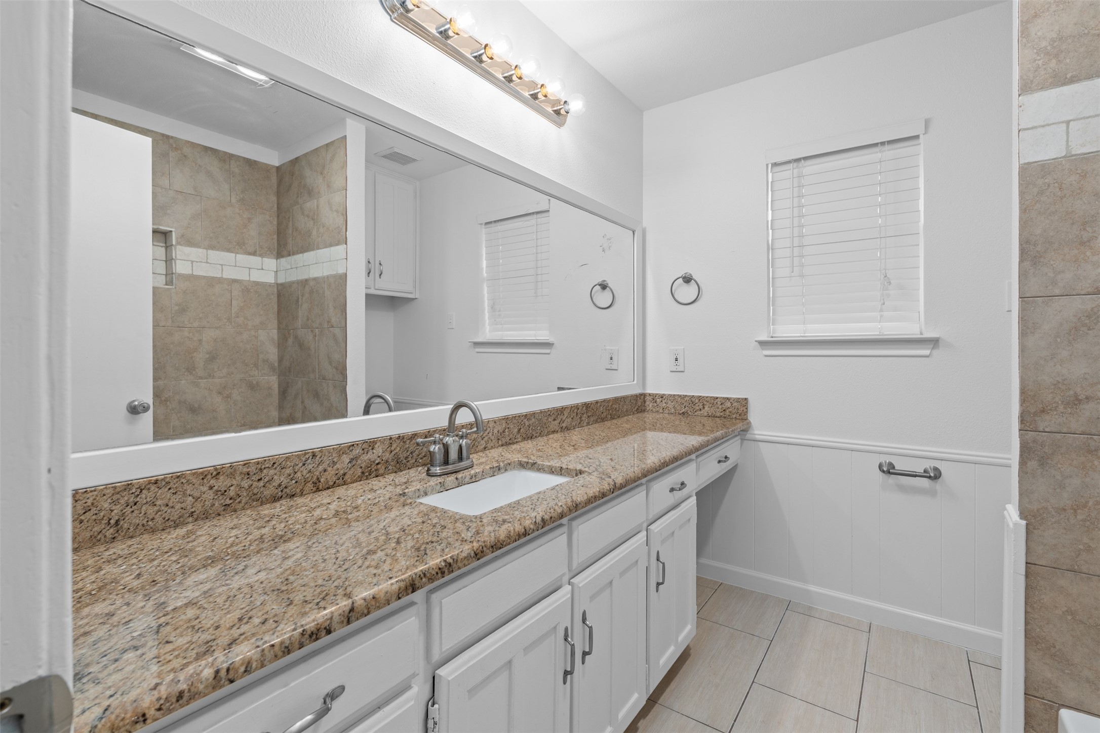 4910 Spring Creek Road Arlington TX 76017