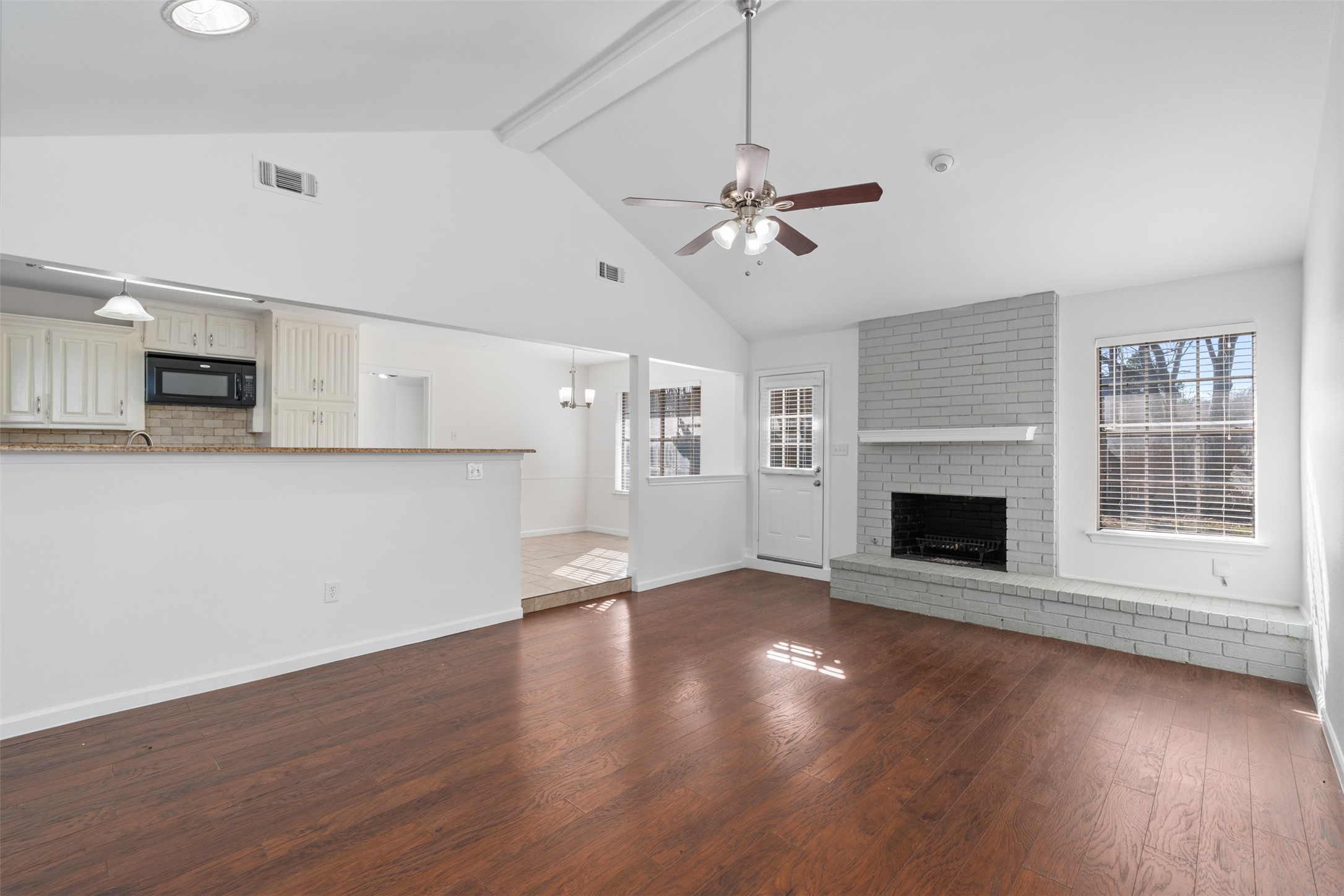 4910 Spring Creek Road Arlington TX 76017