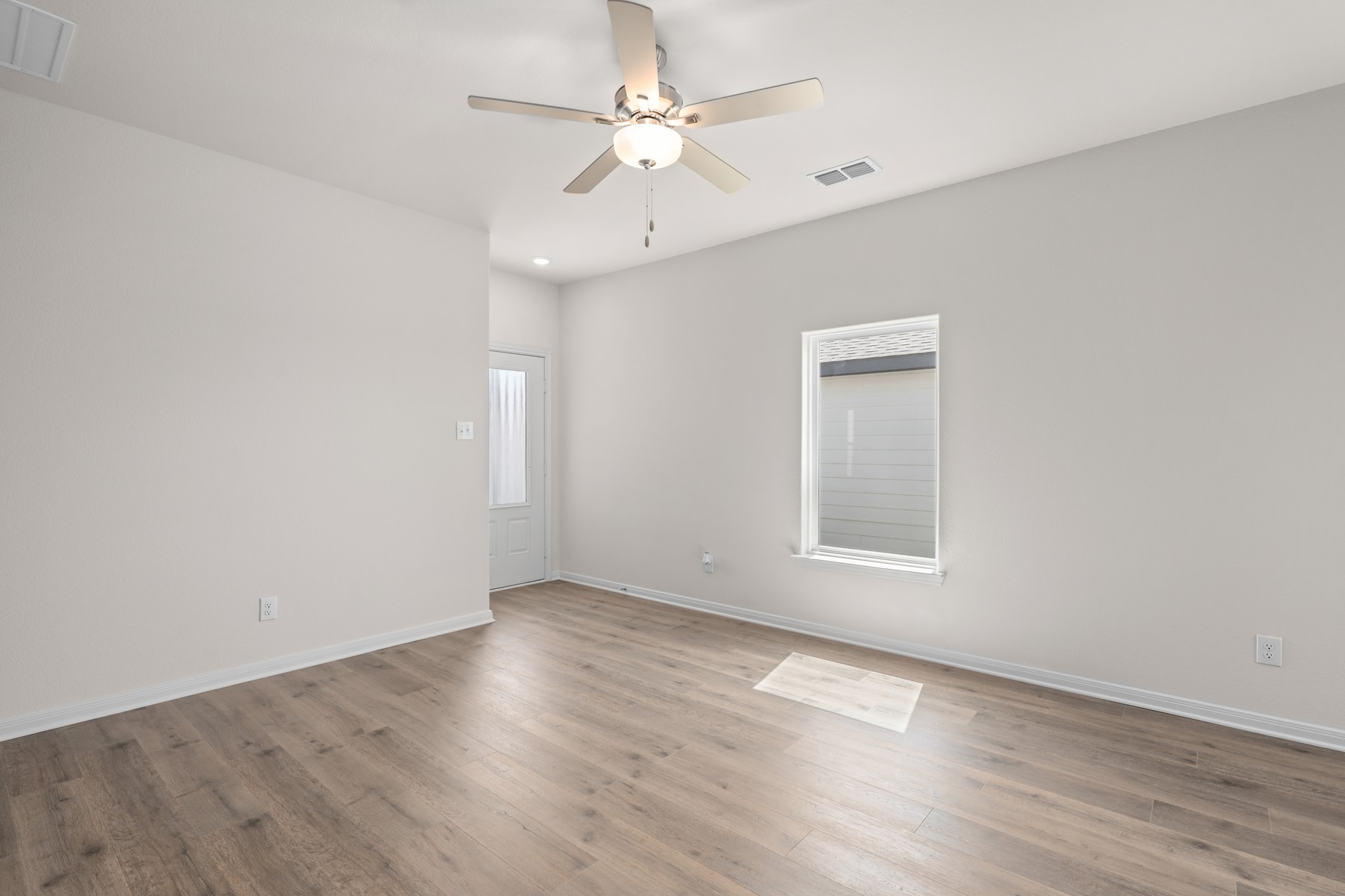 8313 White Wolf Trail Ponder TX 76259