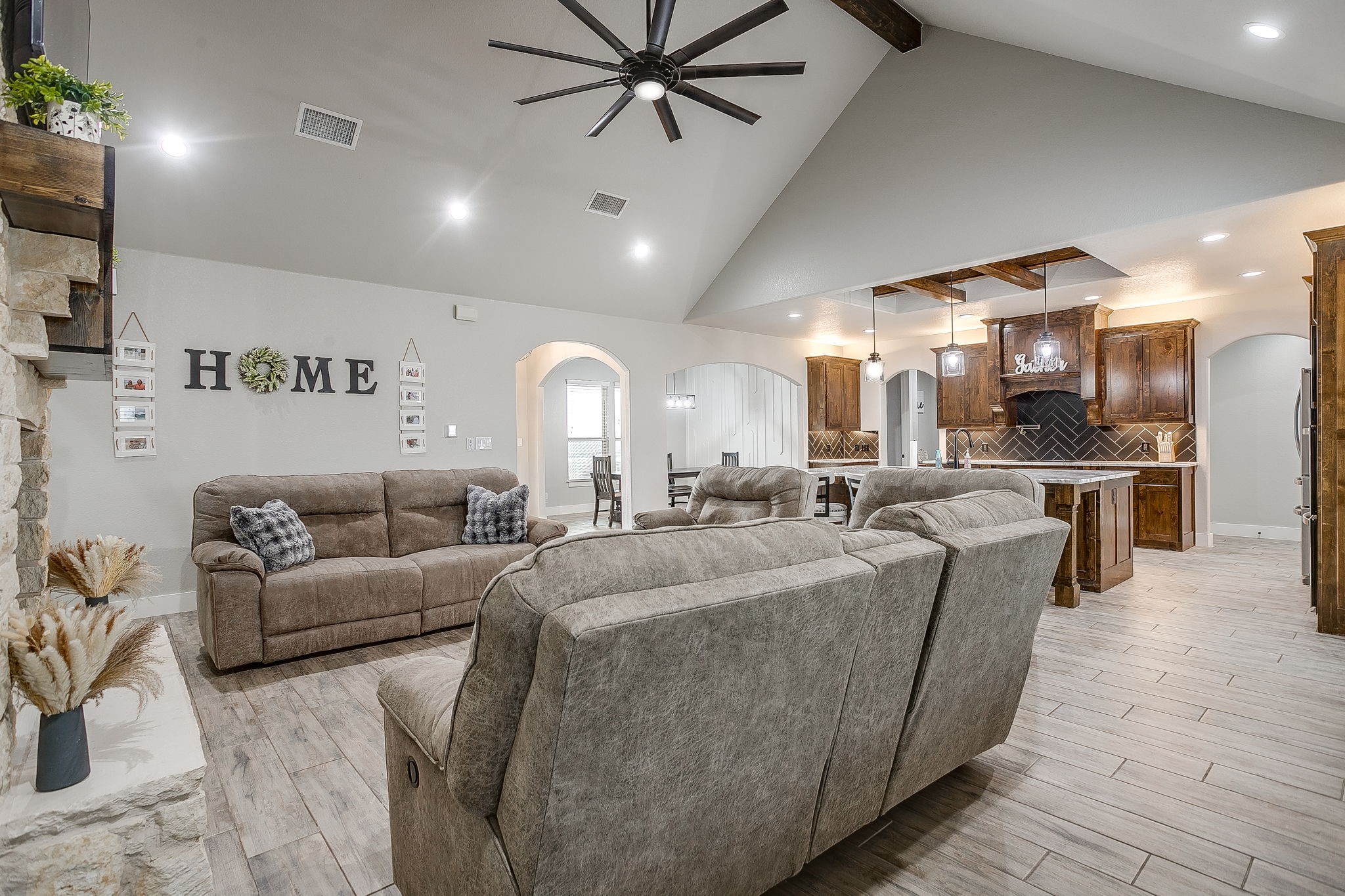 8895 Hutcheson Hill Road Springtown TX 76082
