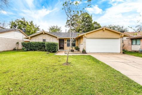 425 Forrest Hill Lane Grand Prairie TX 75052