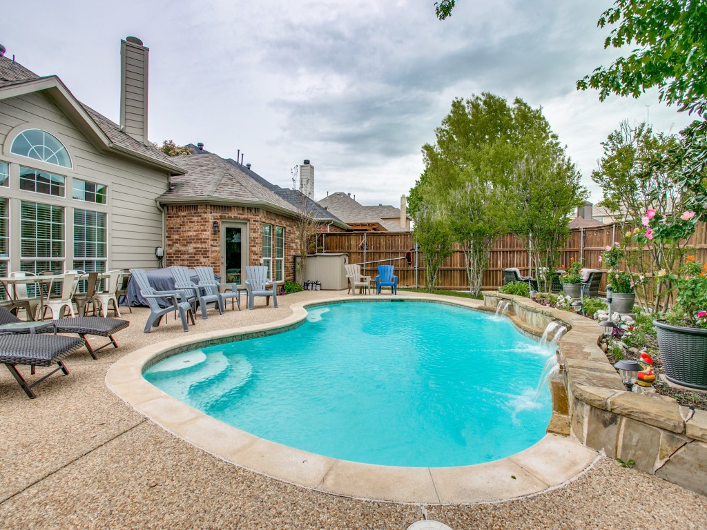 11704 Pheasant Creek Drive Fort Worth TX 76244