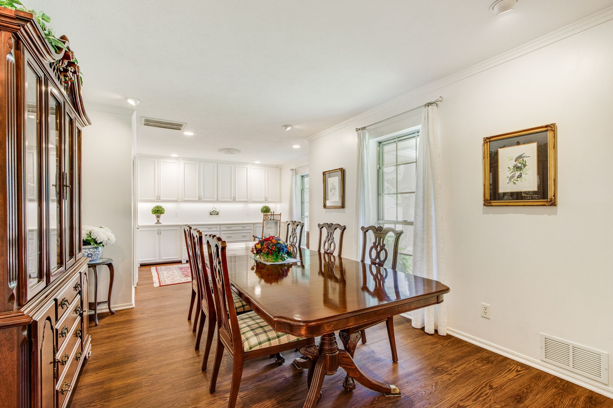 331 Robin Way Richardson TX 75080
