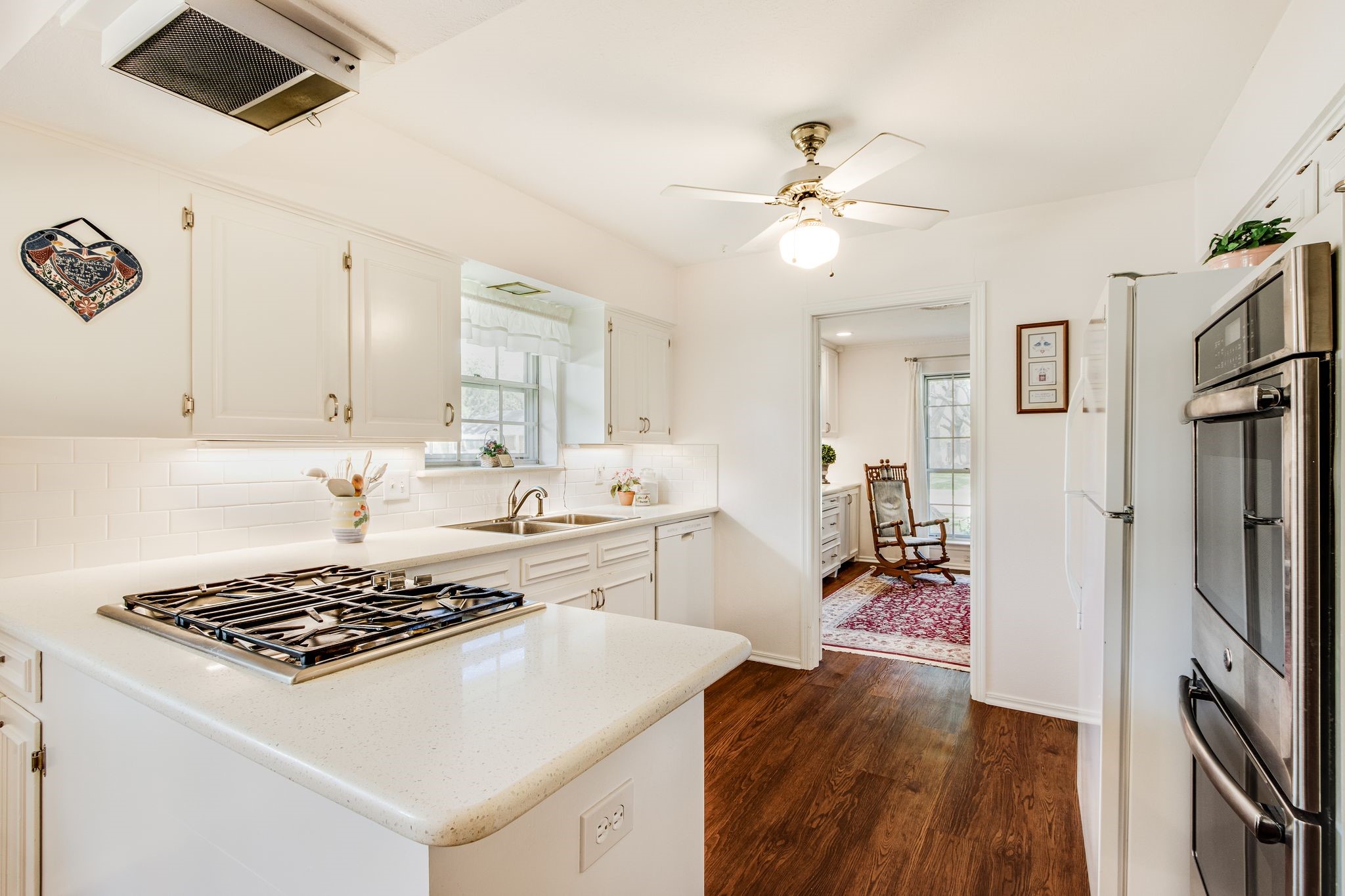 331 Robin Way Richardson TX 75080