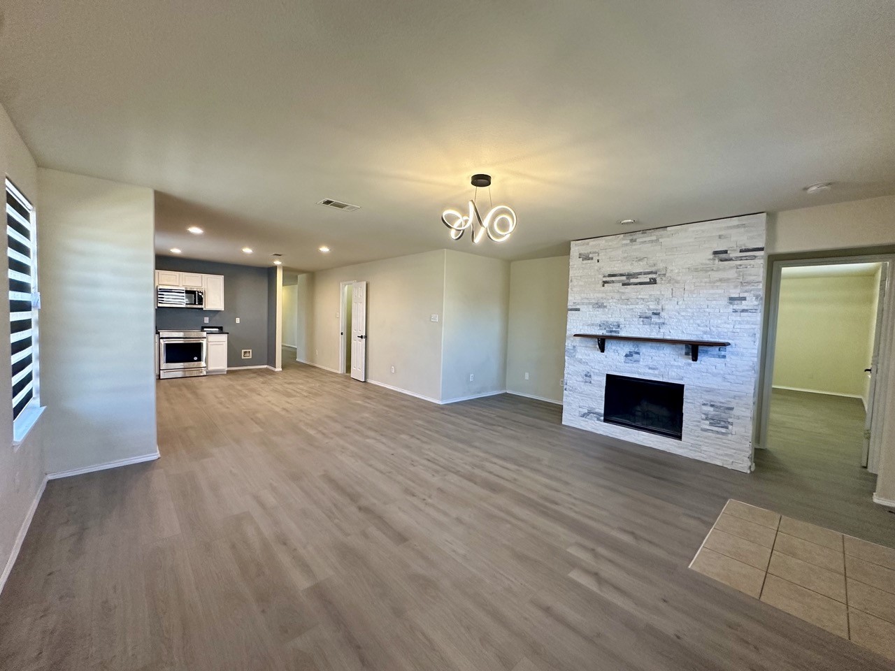 817 Lark Drive Aubrey TX 76227