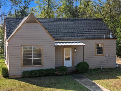 204 W Jones Street Longview TX 75602