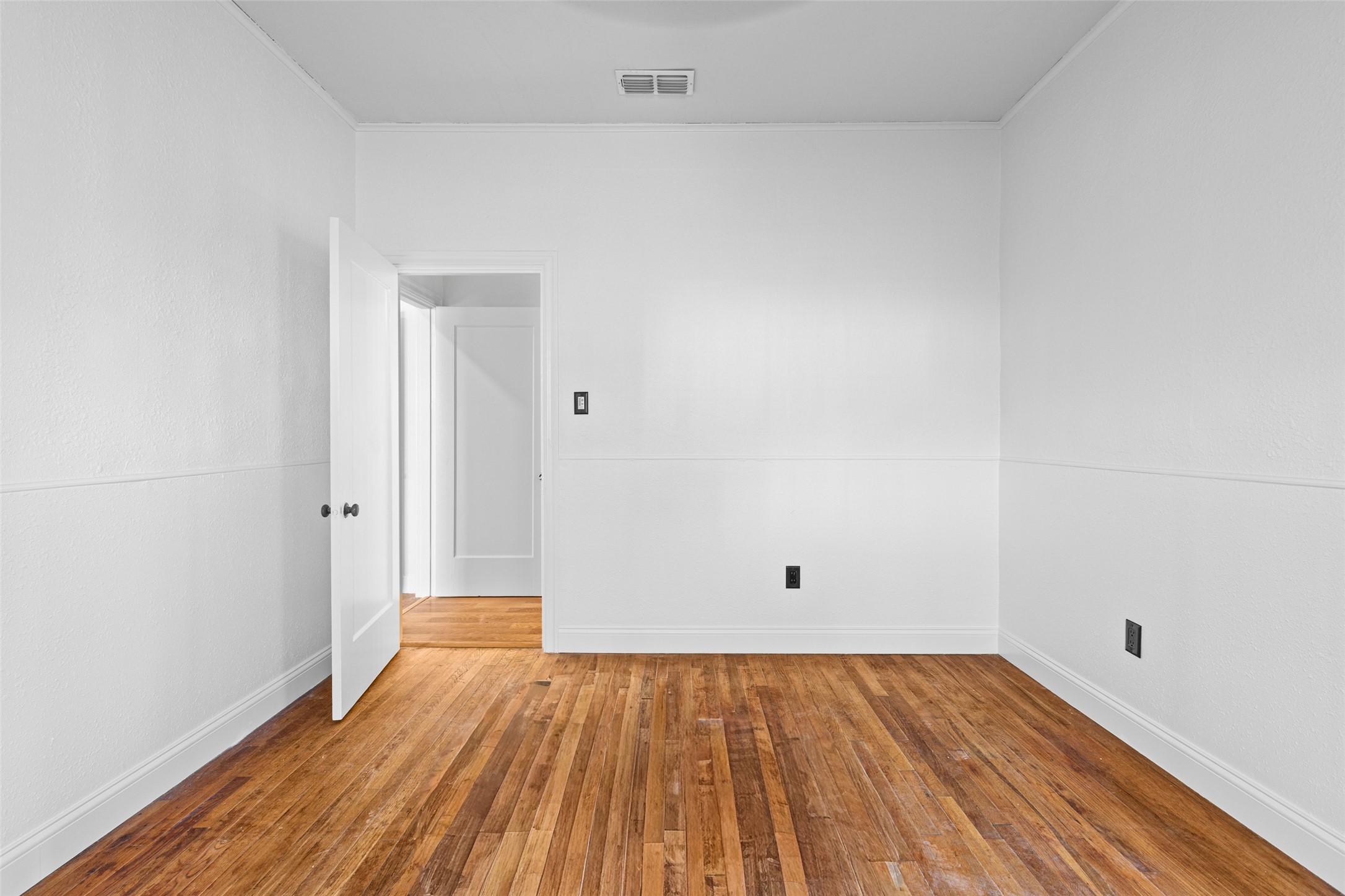 204 W Jones Street Longview TX 75602