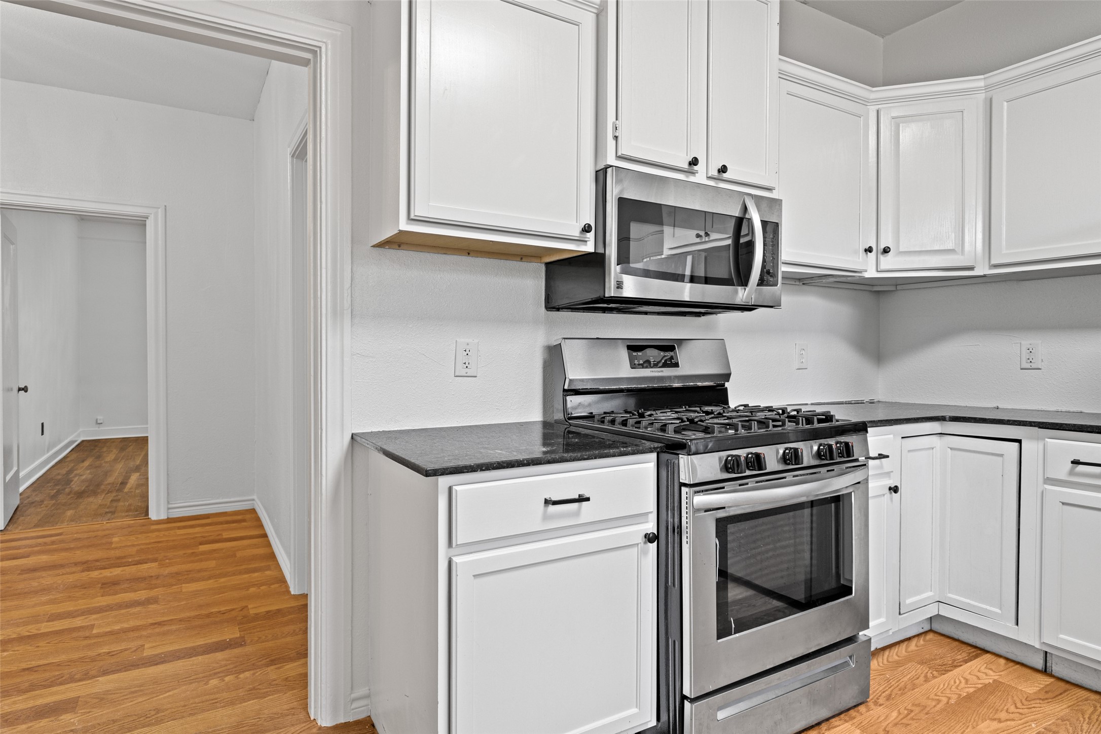 204 W Jones Street Longview TX 75602