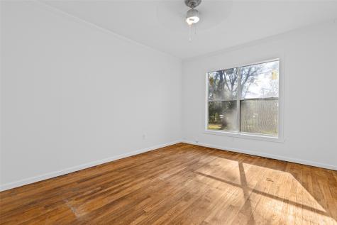 204 W Jones Street Longview TX 75602