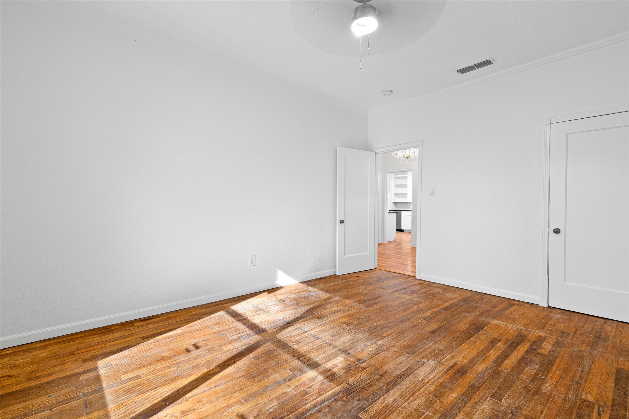 204 W Jones Street Longview TX 75602