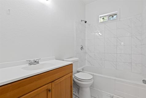 204 W Jones Street Longview TX 75602