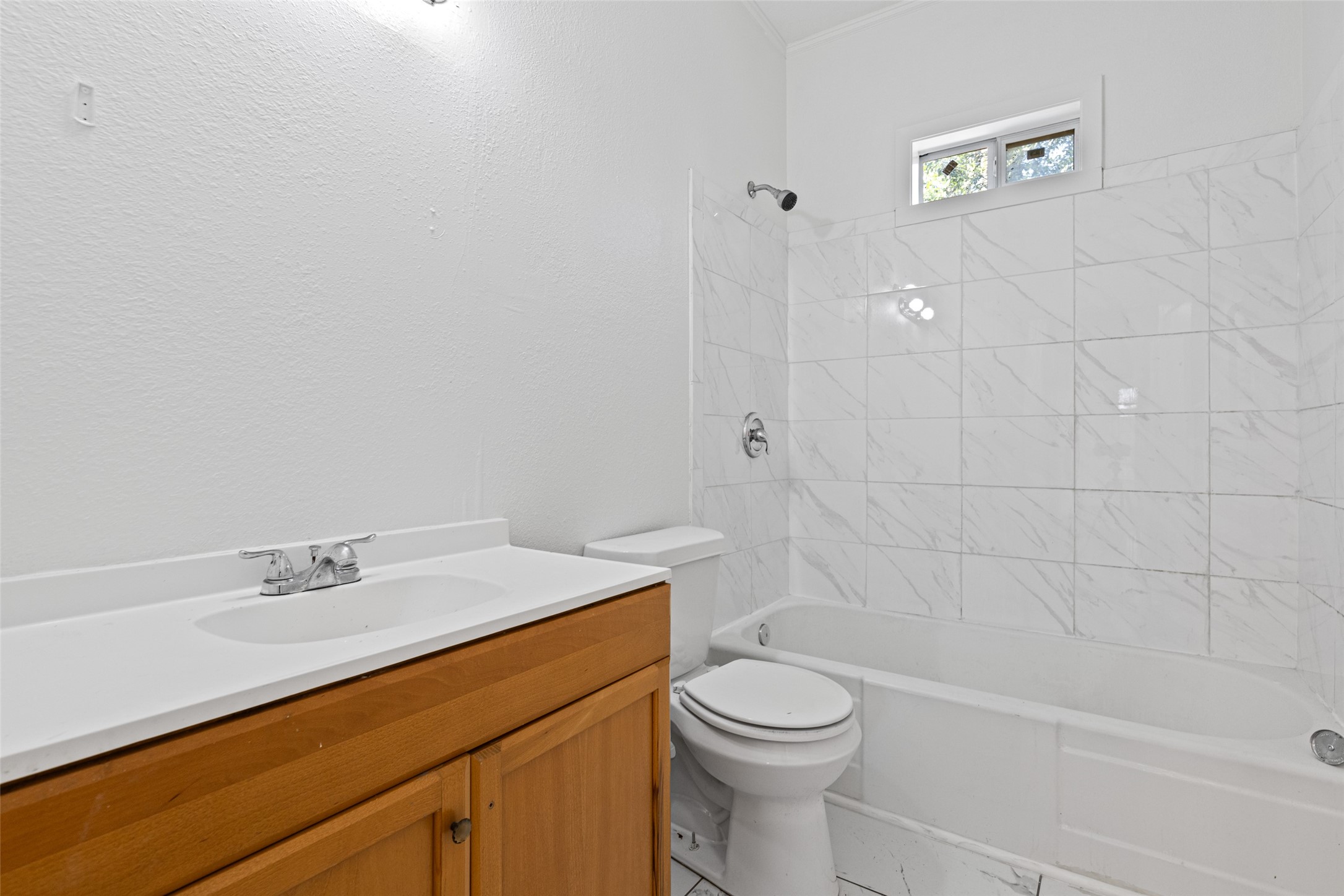 204 W Jones Street Longview TX 75602