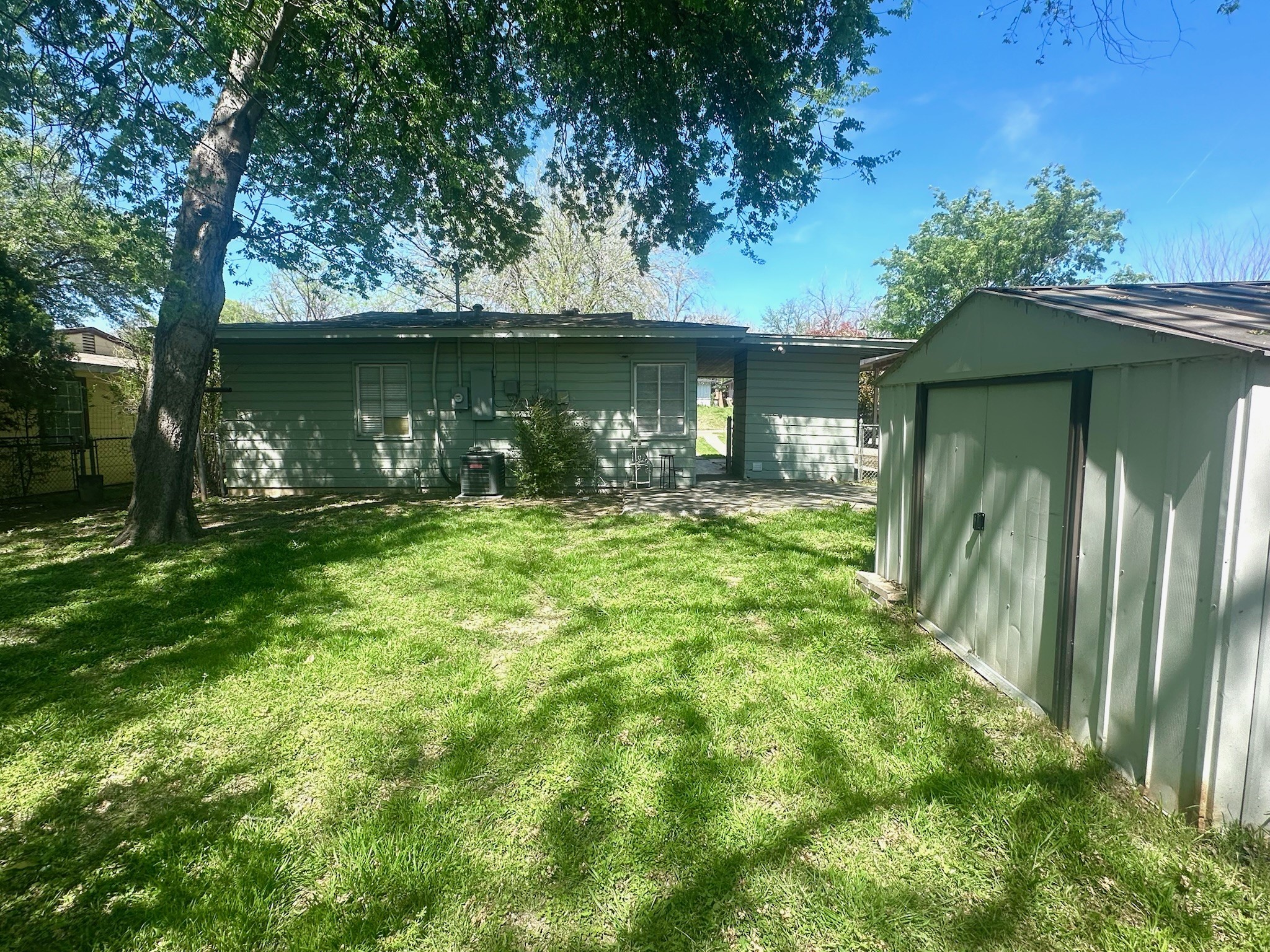 4417 Diaz Avenue Fort Worth TX 76107