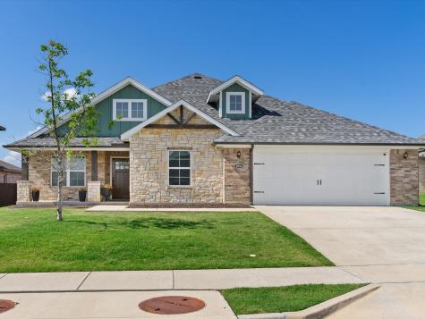 4904 Stratford Place Drive Sanger TX 76266