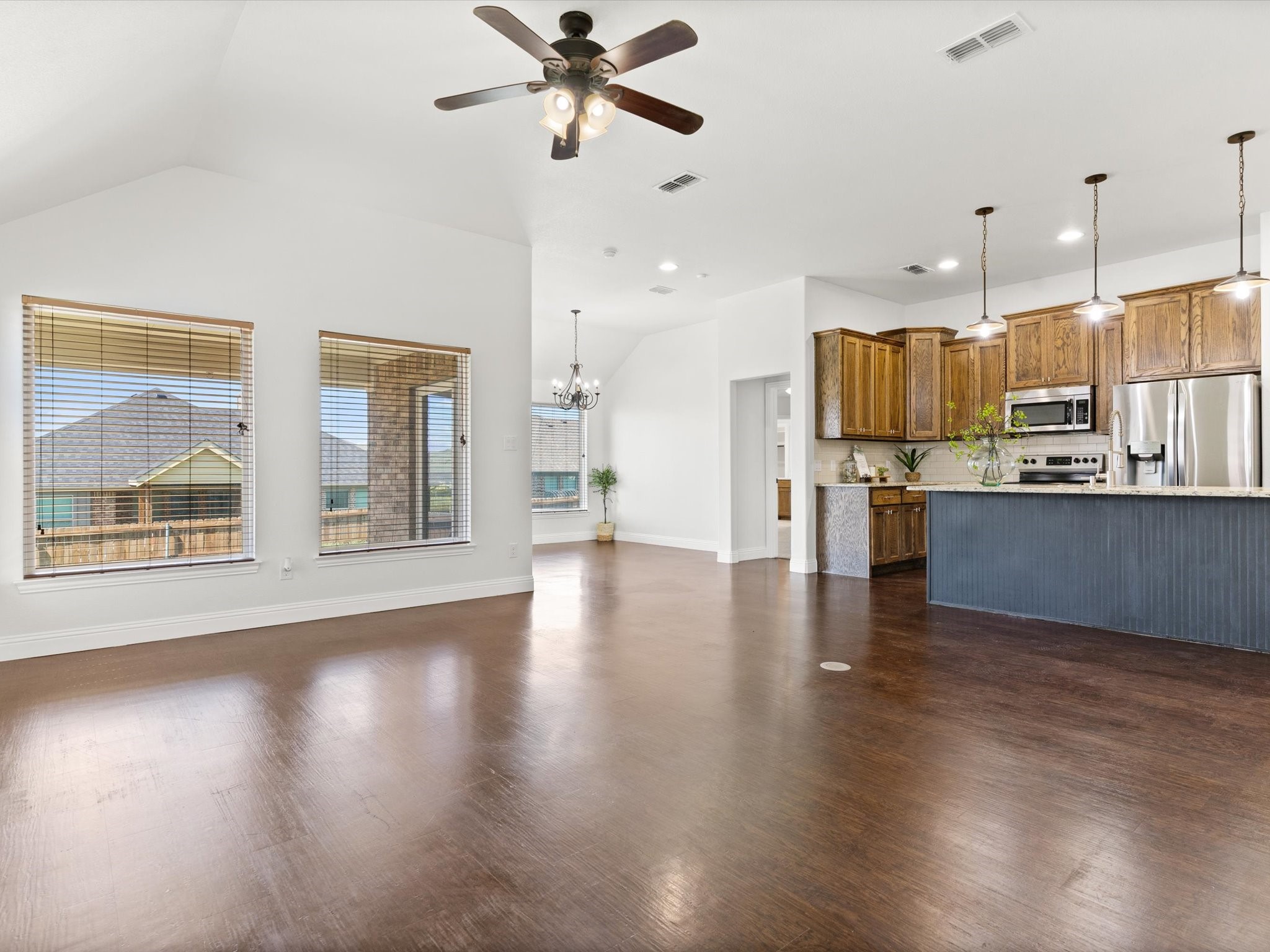 4904 Stratford Place Drive Sanger TX 76266