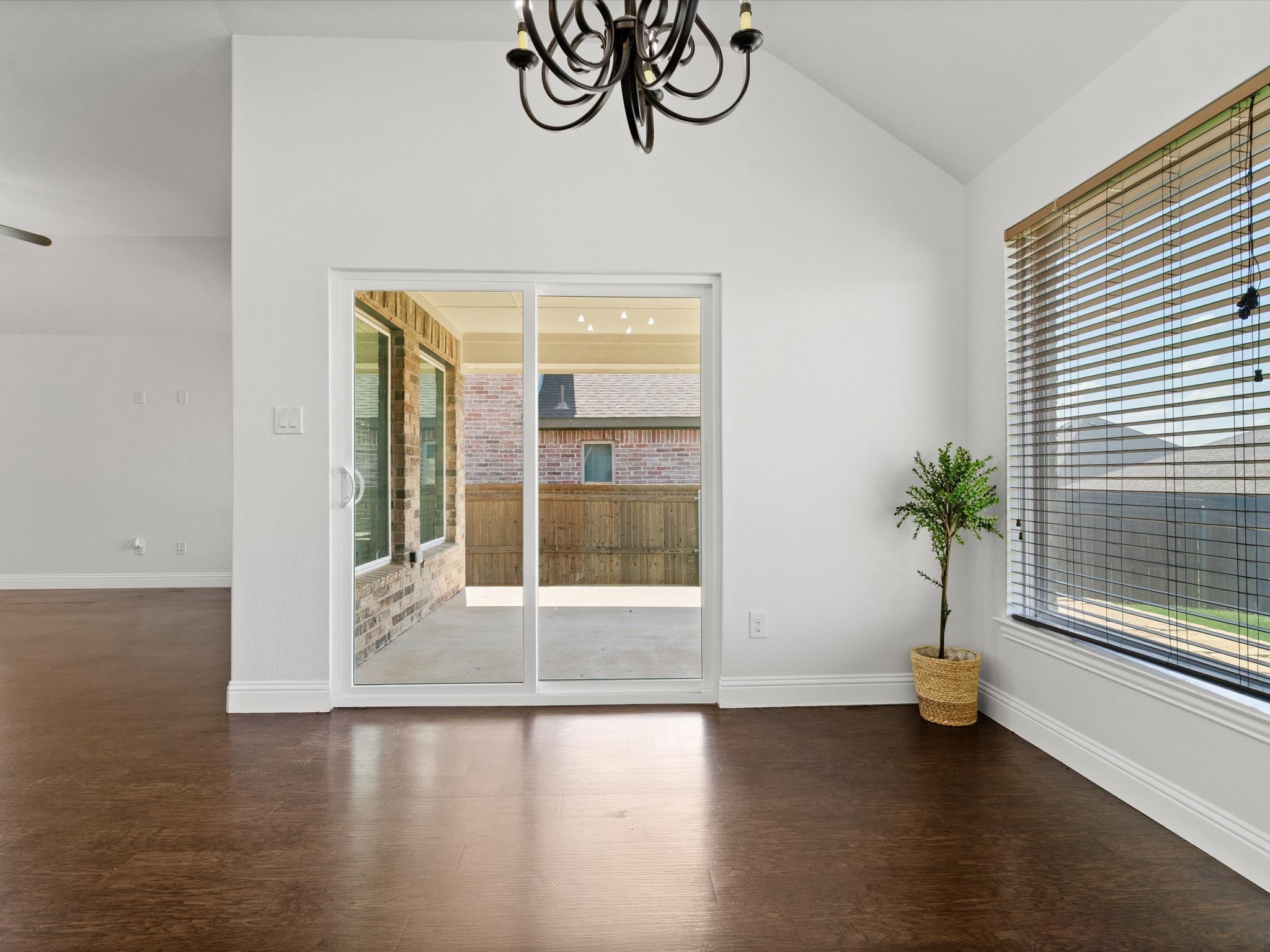 4904 Stratford Place Drive Sanger TX 76266