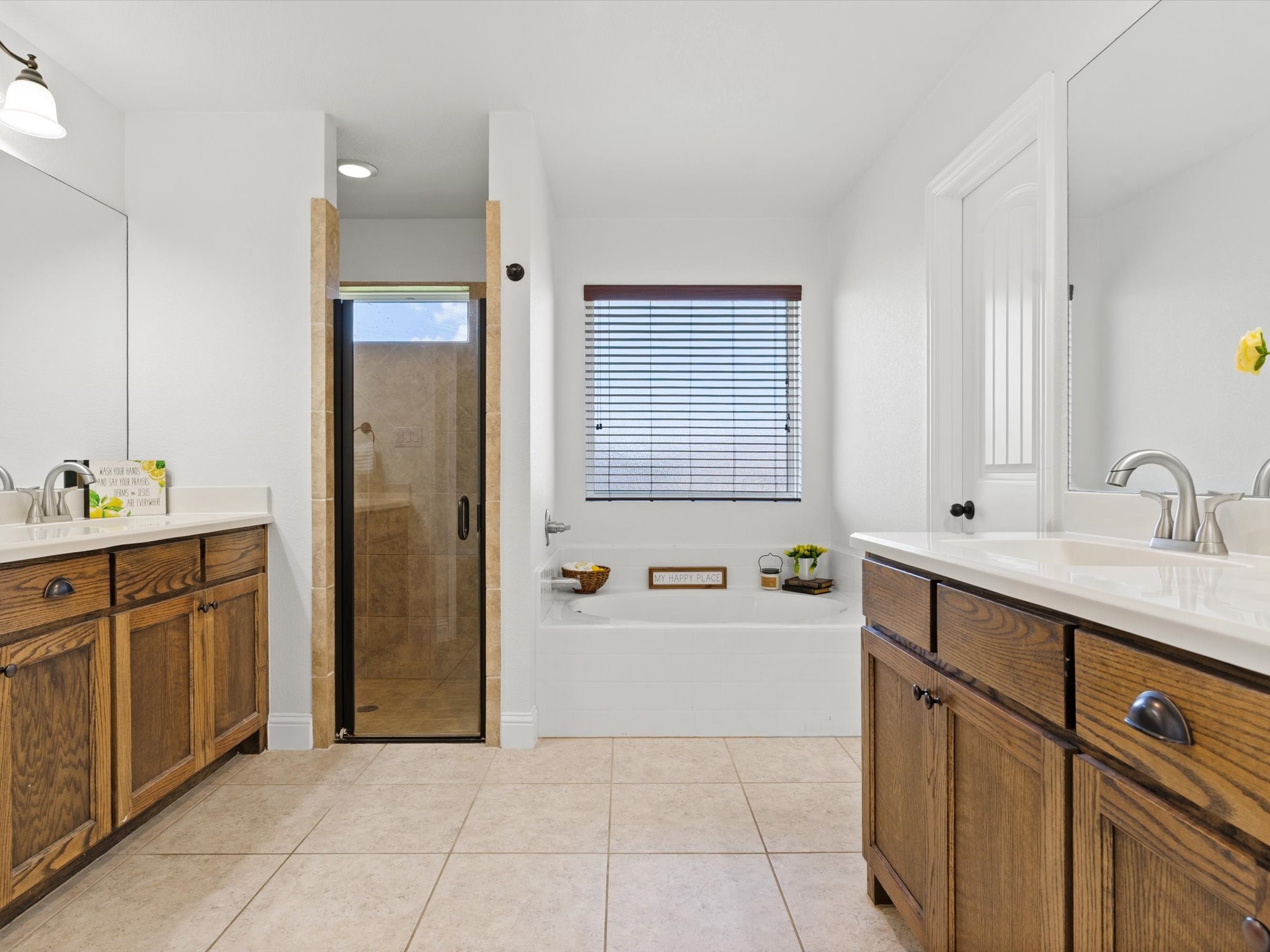 4904 Stratford Place Drive Sanger TX 76266
