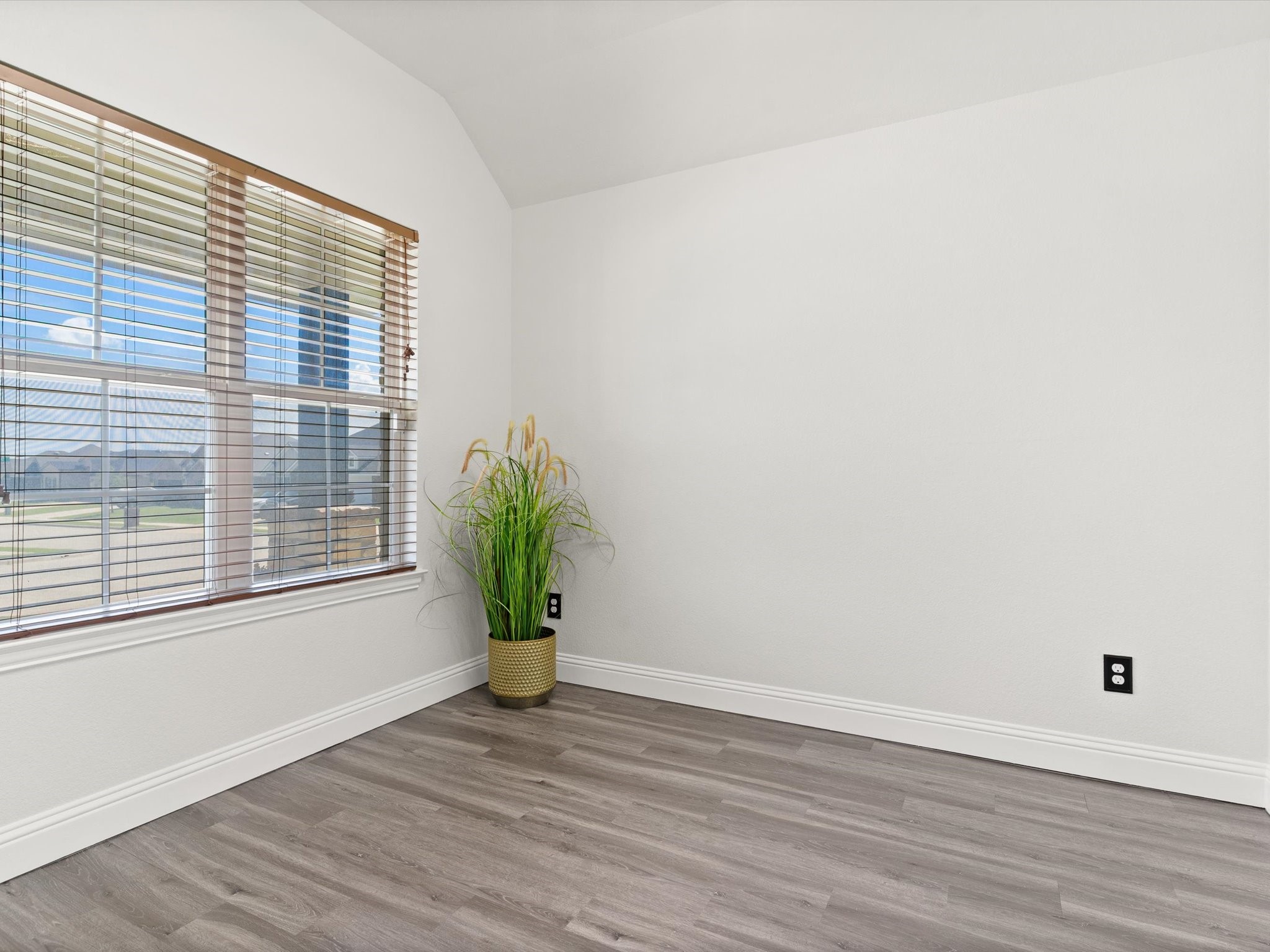 4904 Stratford Place Drive Sanger TX 76266