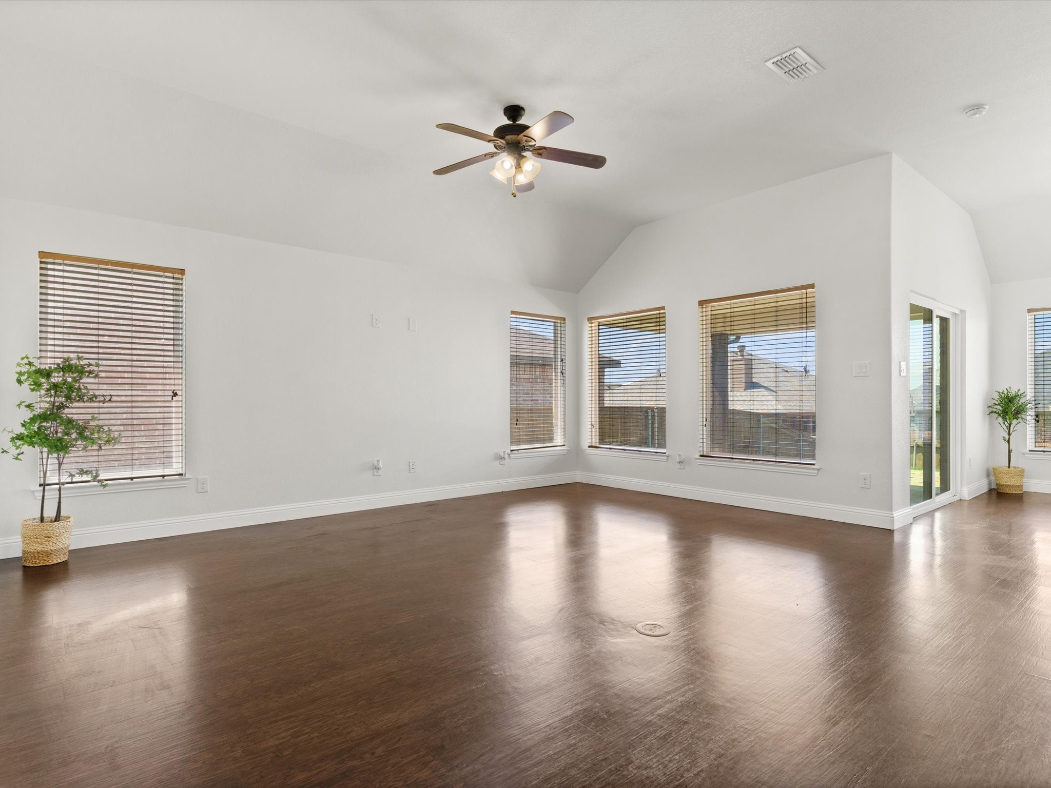 4904 Stratford Place Drive Sanger TX 76266